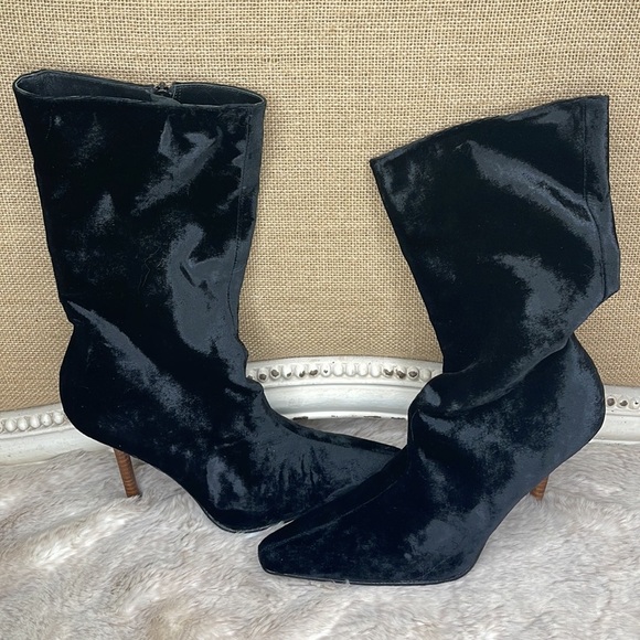 Colin Stuart for Victoria Secret•Black Suede•Midi Boots - Picture 5 of 9